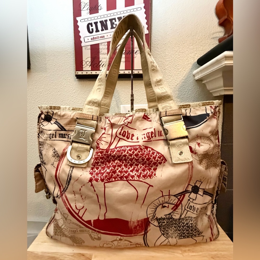 LAMB x LeSportSac by Gwen Stefani Vintage Large Tote in Original Pebble.